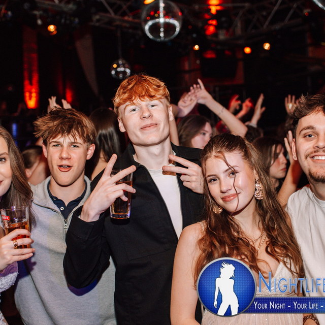 School´s Soon Party